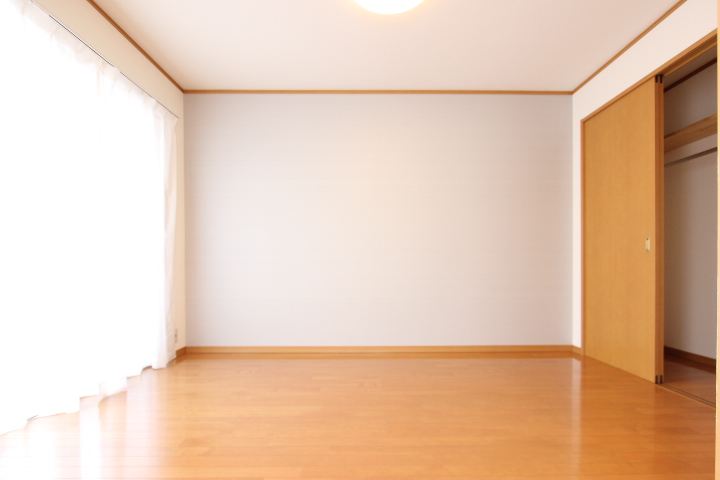 バルコニー　照明付きなのも嬉しいですね！