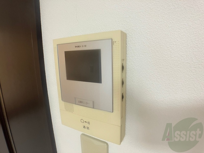 セキュリティ　ＴＶモニター付インターホンです。来客者の顔が見えるので安心！