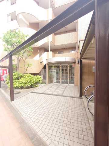 エントランス　アルファ松原