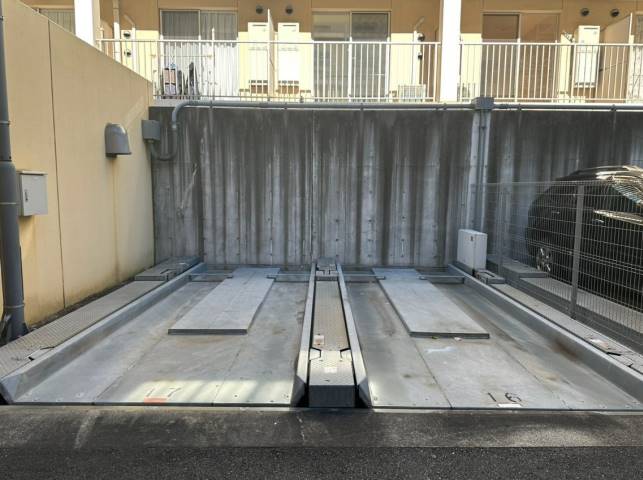 スーパー　青葉台東急スクエア South-1本館（スーパー）まで1092m