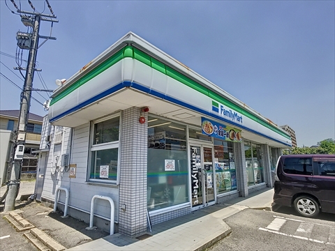 コンビニ　ファミリーマート下瀬木店（コンビニ）まで780m