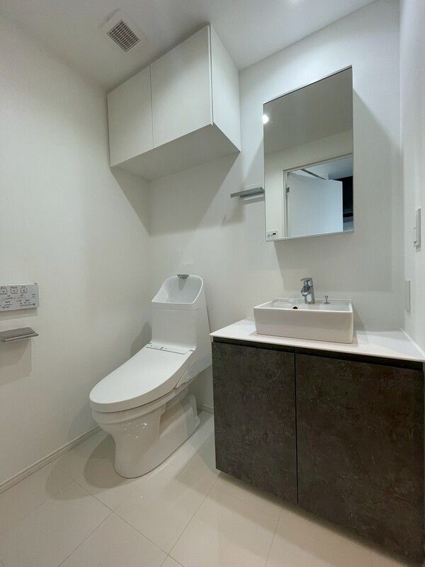 トイレ　※別部屋のお写真です。