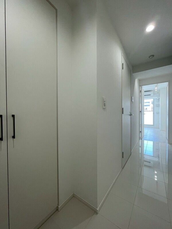 玄関　※別部屋のお写真です。