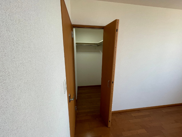 収納　ウォークインクローゼット