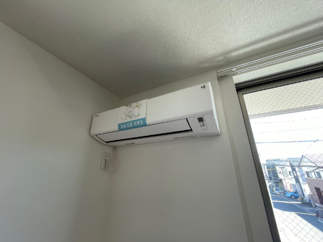 その他設備　リビングにエアコンを完備