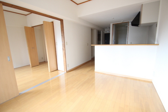 居室・リビング　※別室の写真です