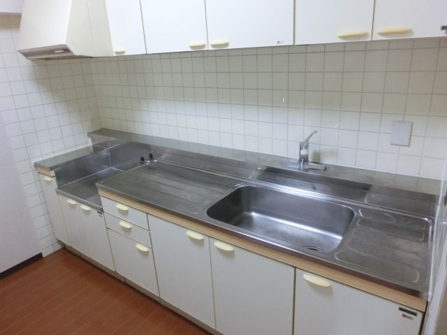 キッチン　収納たっぷりキッチン