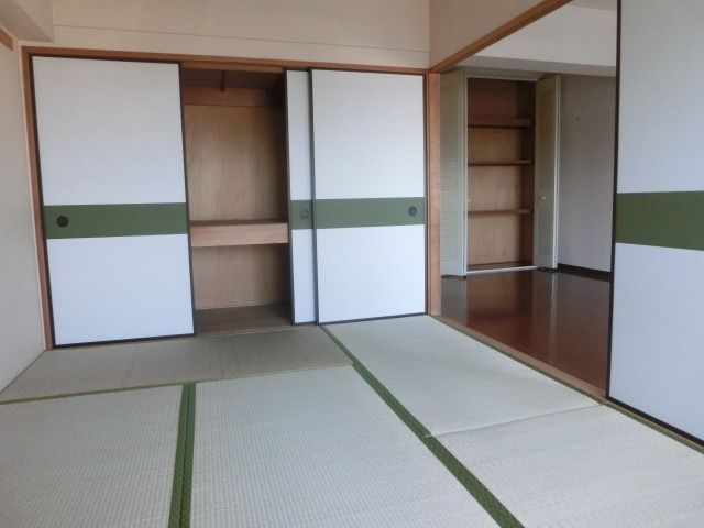 その他部屋・スペース　落ち着く6帖の和室