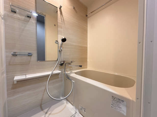 バス・シャワールーム　1101号室と同タイプ