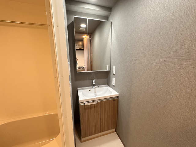 洗面設備　1101号室と同タイプ