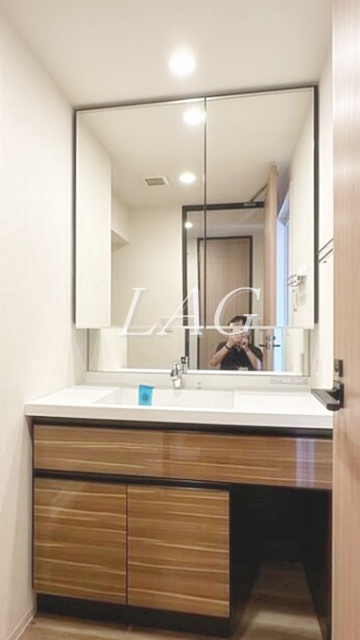 洗面設備　洗面台です。