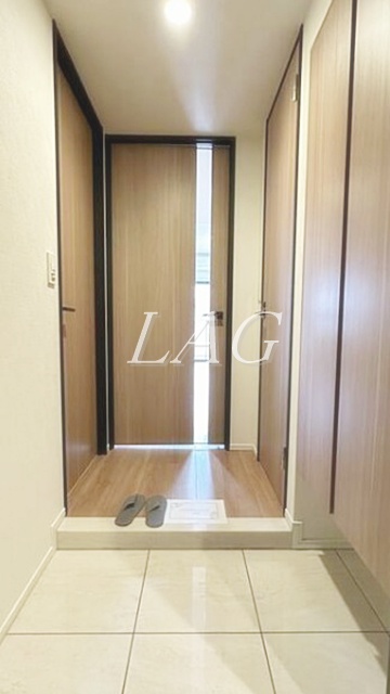 玄関　玄関です。