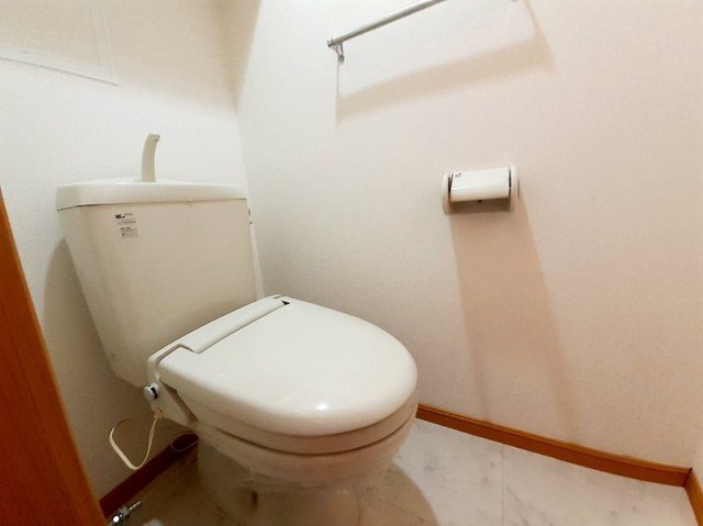 トイレ　ゆったりとした空間のトイレです