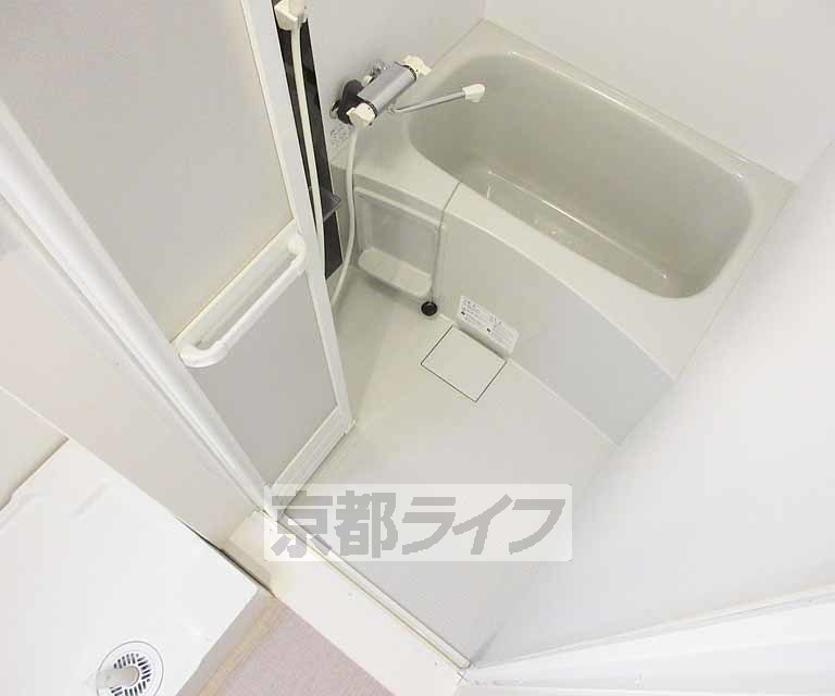 バス・シャワールーム　リラックスできるバスルーム・