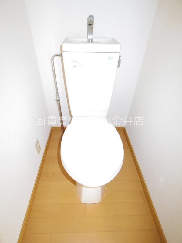 トイレ　※同仕様写真
