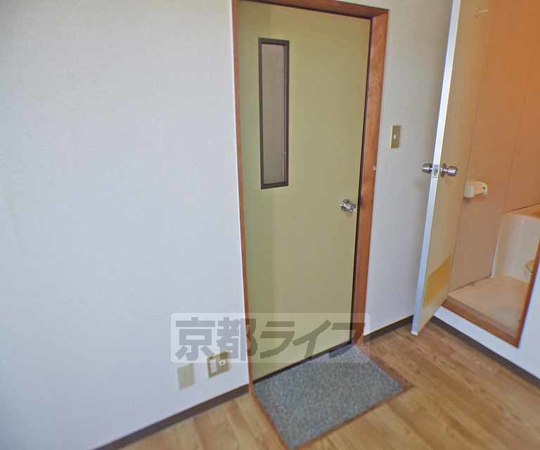 玄関　玄関です。