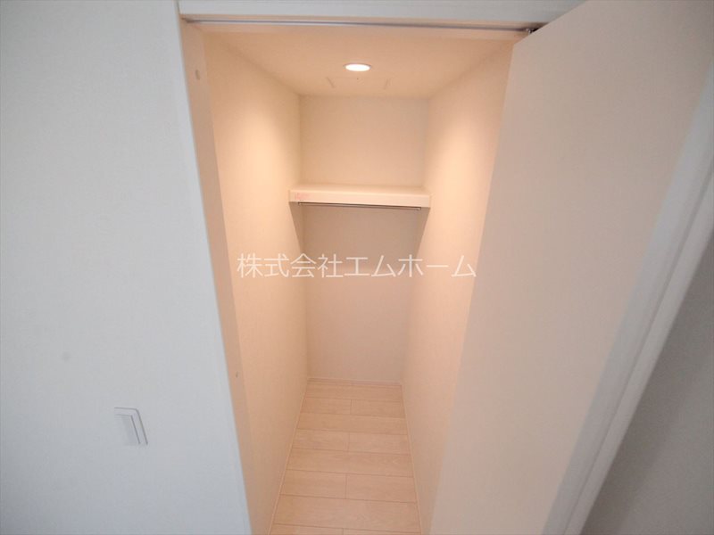 収納　クローゼット（収納充実してます）