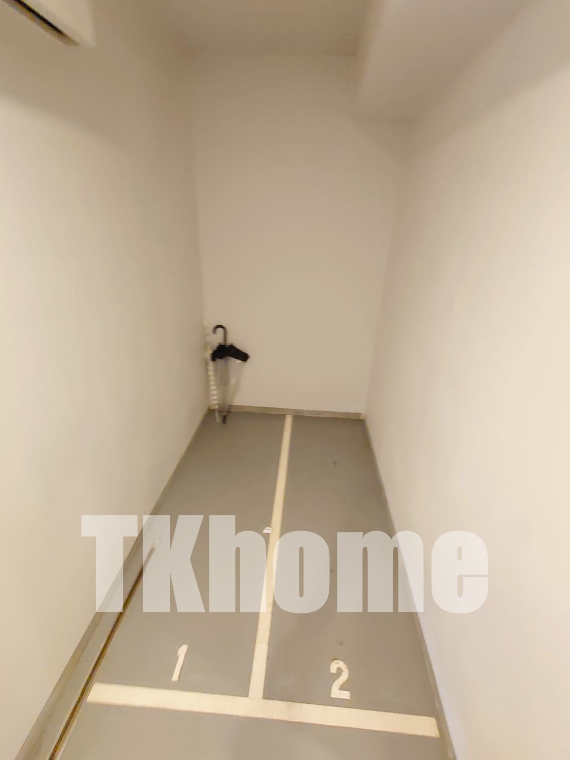 駐車場　バイク置き場(原付のみ)　月額3300円