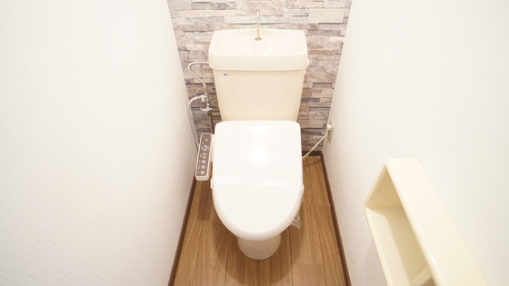 トイレ　シャワー付きトイレ