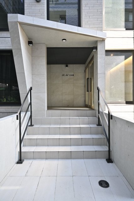 エントランス　清潔なエントランスです