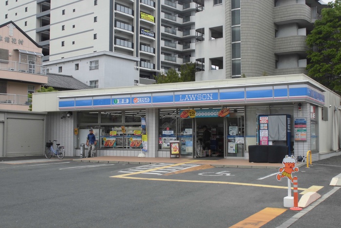 コンビニ　ローソン（コンビニ）まで600m