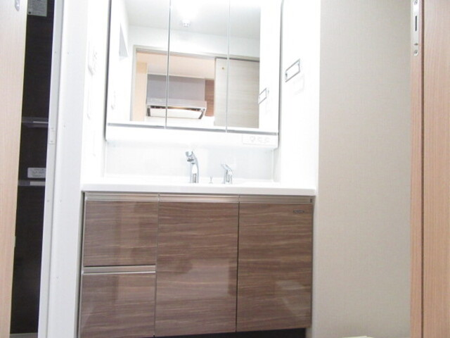 洗面設備　洗面所