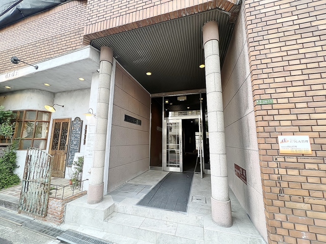 エントランス　エントランス