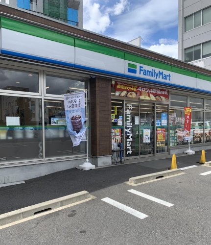 コンビニ　ファミリーマート 岐阜金町七丁目店（コンビニ）まで267m