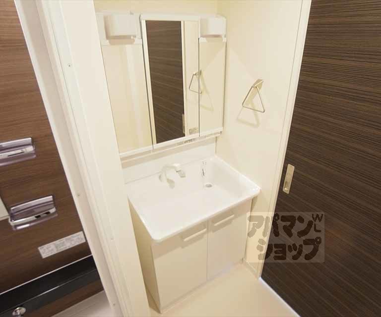 洗面設備　同ハウスメーカ施工参考写真