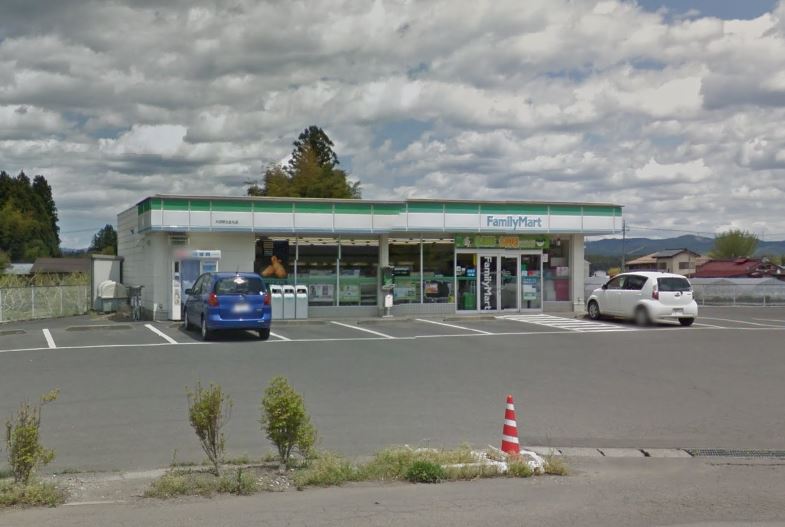 コンビニ　ファミリーマート大田原北金丸店（コンビニ）まで152m