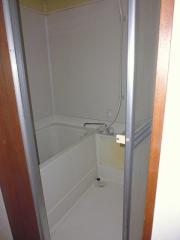 バス・シャワールーム　日々の疲れを癒すお風呂付です