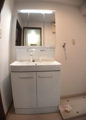 洗面設備　広い洗面スペース