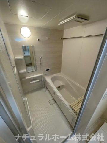 バス・シャワールーム　一坪風呂