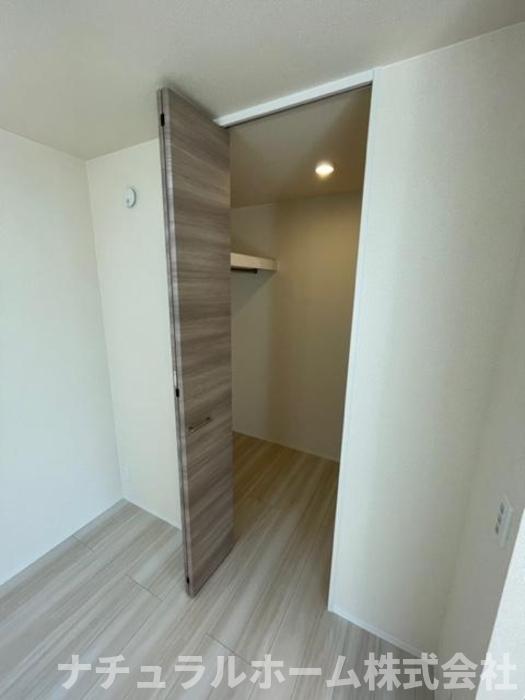 収納　ウォークインクローゼット