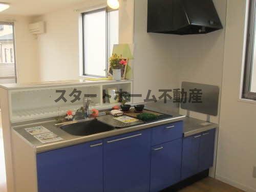 キッチン　キッチンでお料理をお楽しみください