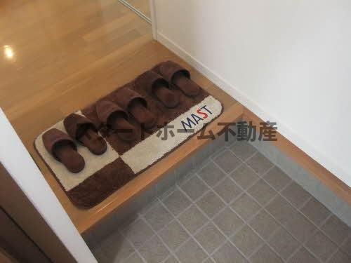 玄関　落ち着いた玄関です