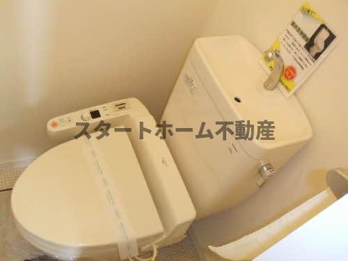 トイレ　ゆったりとした空間のトイレです