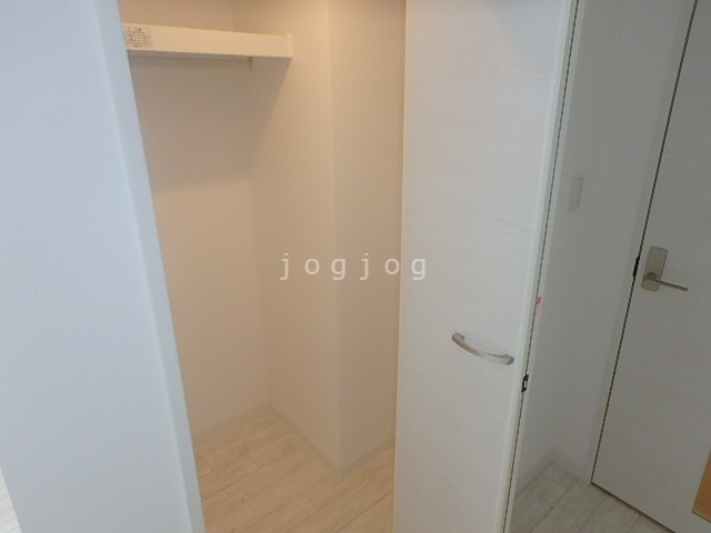 収納　ウォークインクローゼット