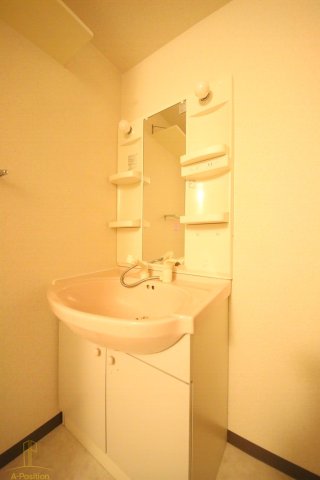 洗面設備　グランドール有本