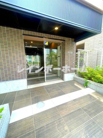 エントランス　毎日通るエントランスはこのようになっています