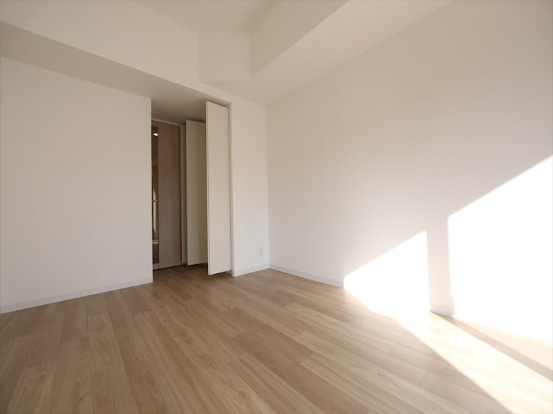 その他部屋・スペース　洋室7.8帖　クローゼット付（収納充実してます）