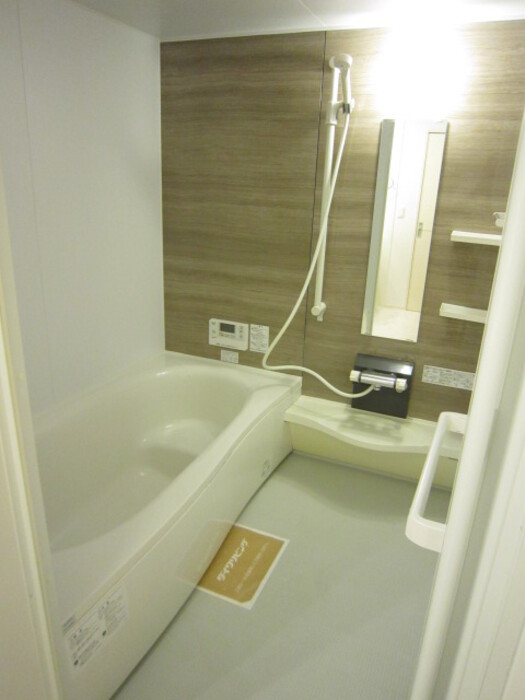 バス・シャワールーム　浴室(１坪タイプ)