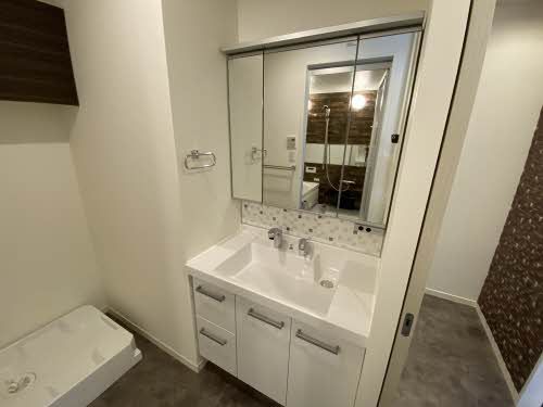 洗面設備　洗面所