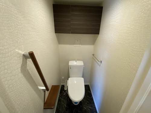 トイレ　トイレ