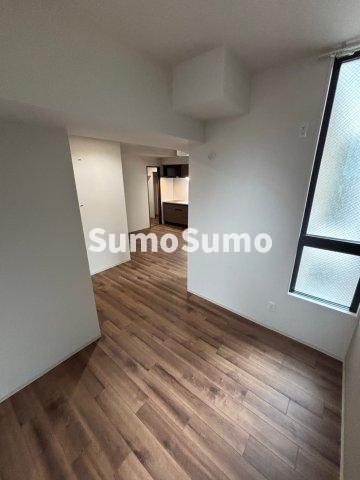 居室・リビング　こちらの居間で趣味の時間をお楽しみください