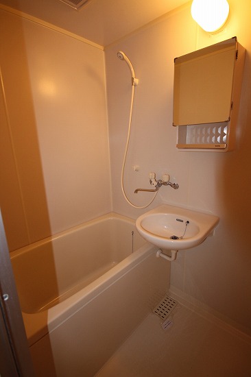 バス・シャワールーム　※類似写真になります