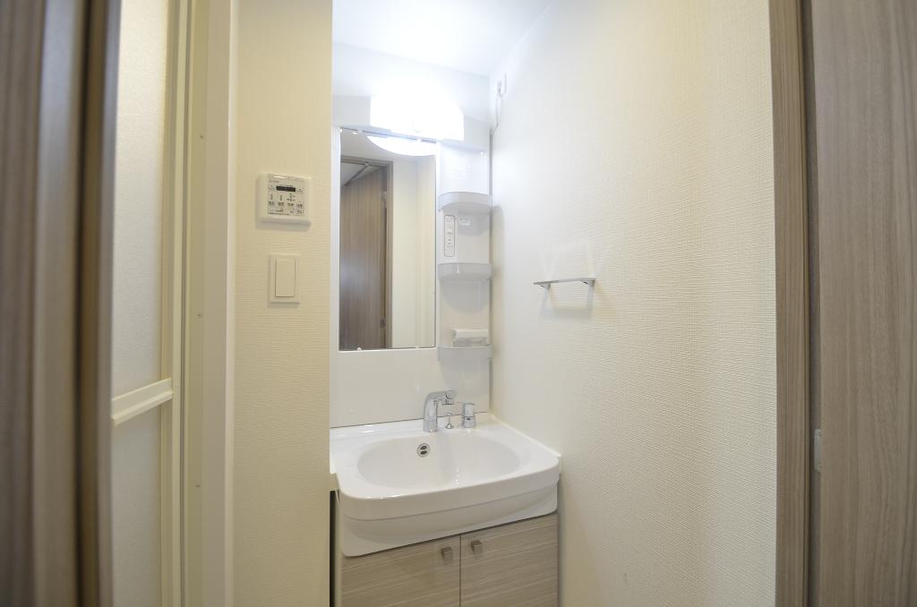 洗面設備　洗髪洗面化粧台