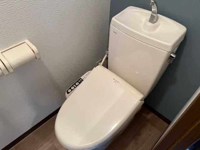 トイレ　シャワー付トイレ