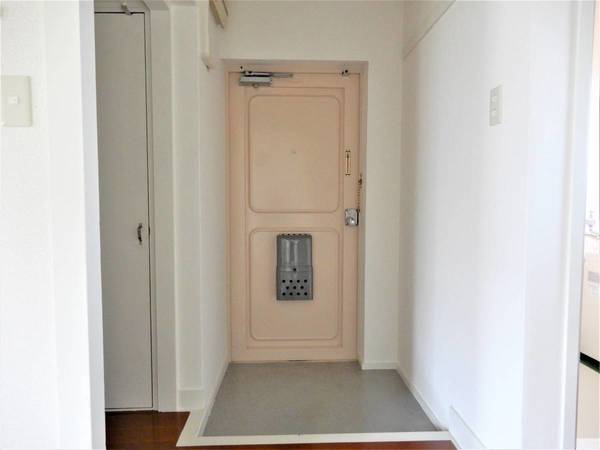 玄関　ビレッジハウスの同一物件・同一タイプの間取りの写真です