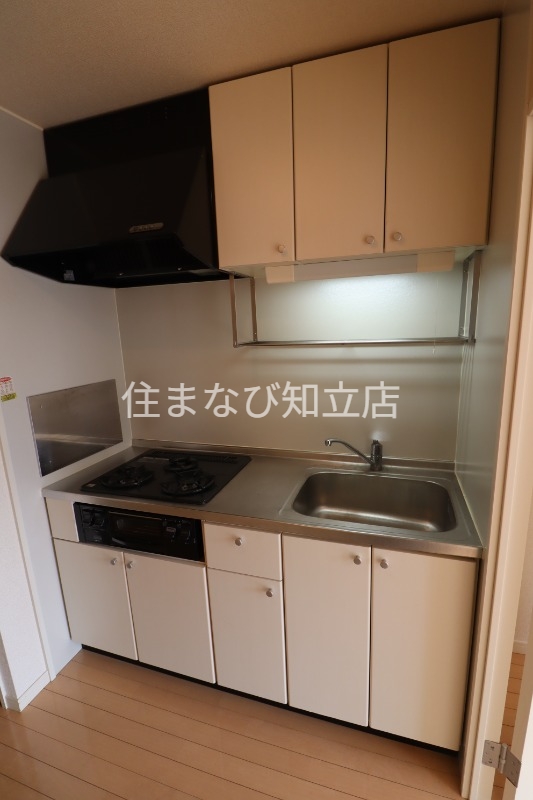 キッチン　同型別部屋写真